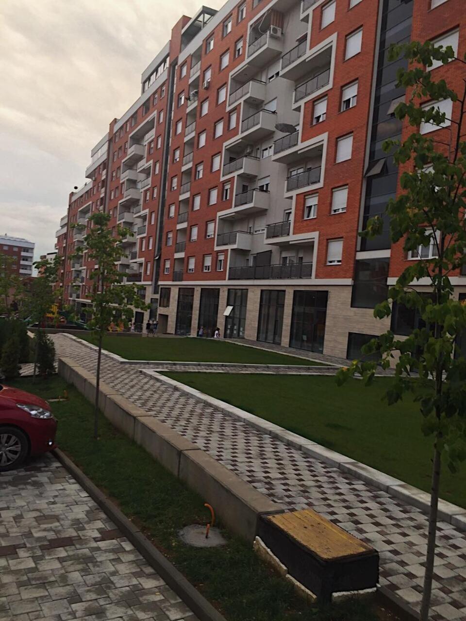 Blini Complex Pristina Exterior photo